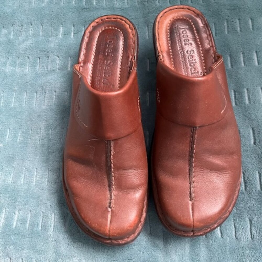JOSEF SEIBEL Carole Clog Size 7-1/2M